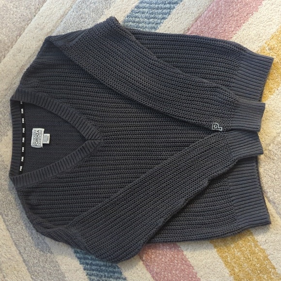 Grey Cable Knit Sweater - Picture 2 of 4